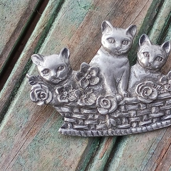 Vintage Pin Brooch 3 Cats Kittens in Basket 1987 Seagull Pewter Canada - Picture 2 of 5